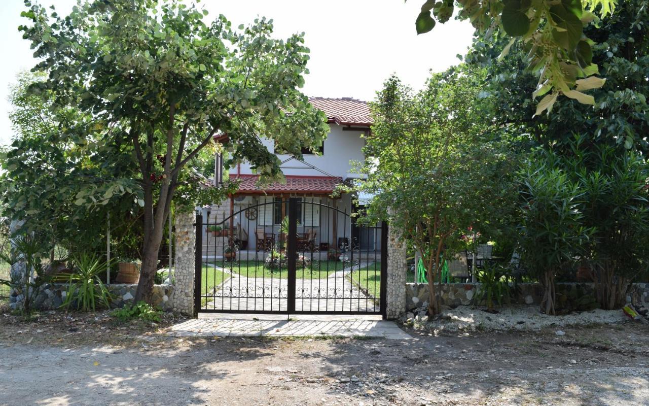 Garden'S Villa Leptokarya  Exterior photo
